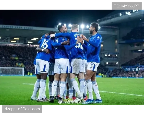 布伦特福德积分与埃弗顿持平,两队防守组织风格对比研究 布伦特福德积分与埃弗顿持平,两队防守组织风格对比研究